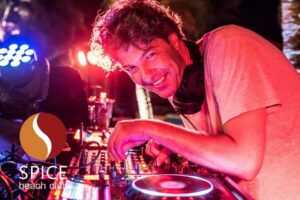 Lees meer over het artikel Themafeesten