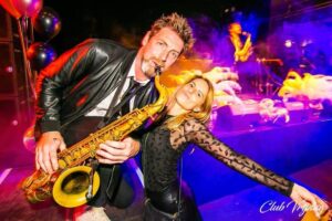Lees meer over het artikel DJ & Sax